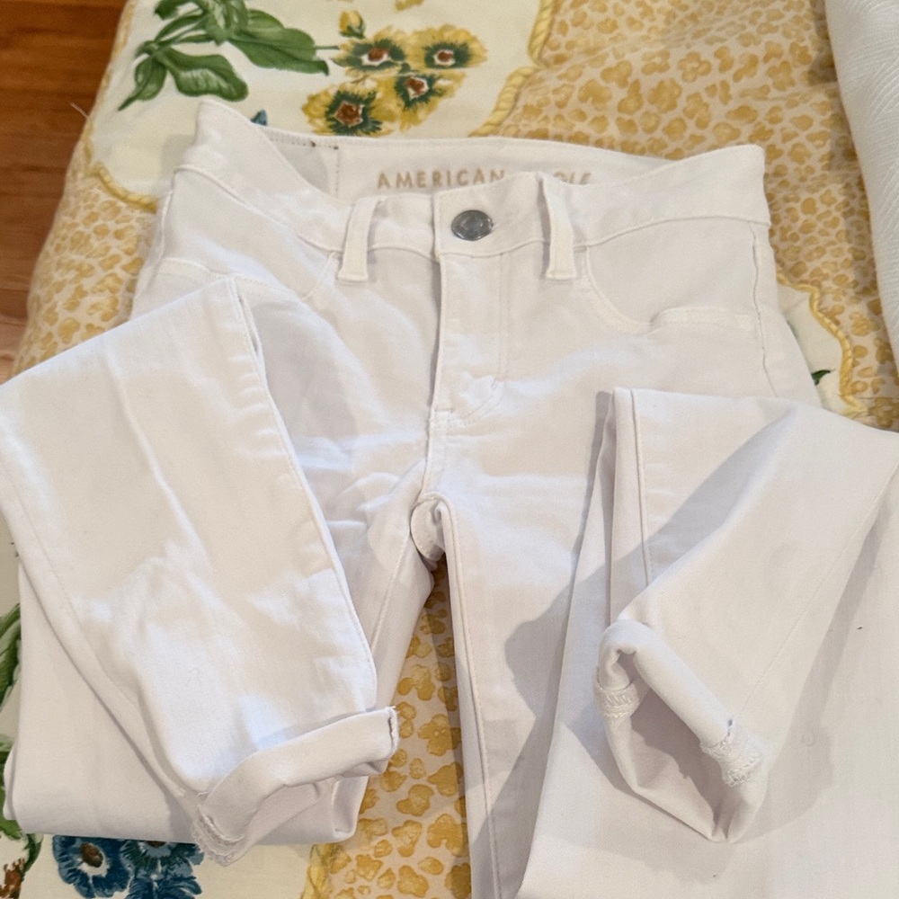 American Eagle Outfitters Women's Crisp White Cropped Jeans